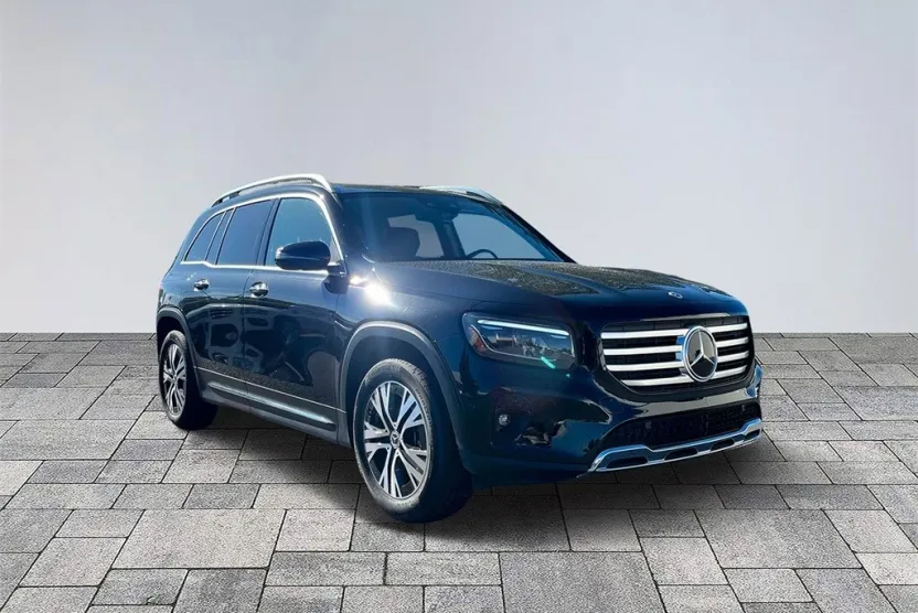 2024 Mercedes Benz GLB 250 photo 1