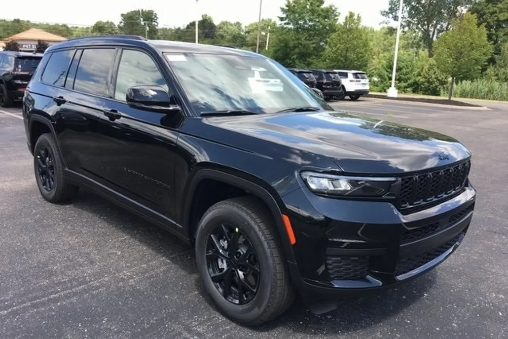 2025 Jeep Grand Cherokee Altitude X photo 1