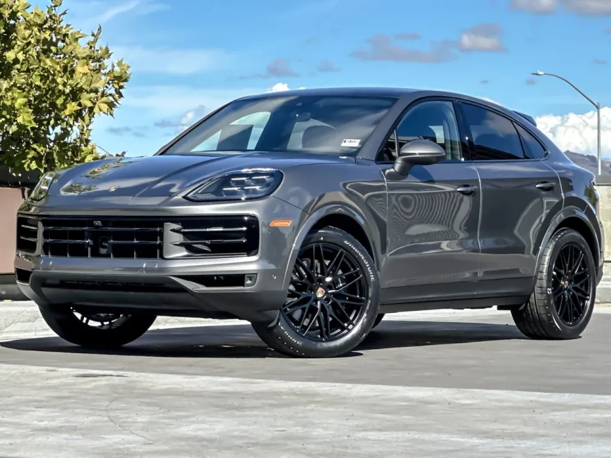 2025 Porsche Cayenne Coupe photo 1