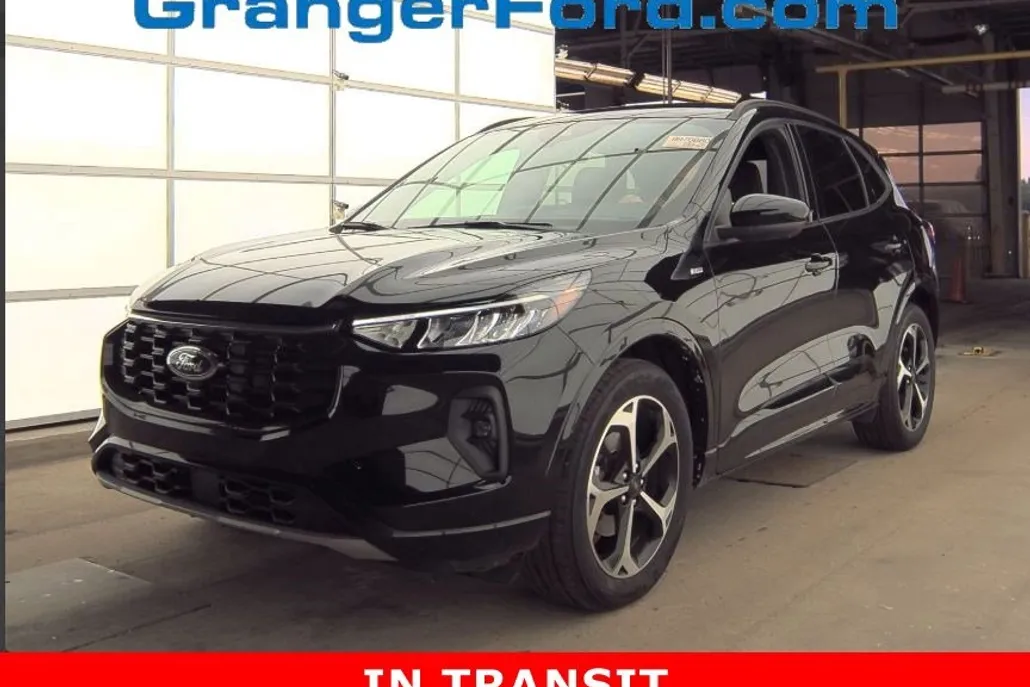 2023 Ford Escape ST-Line Select photo 1