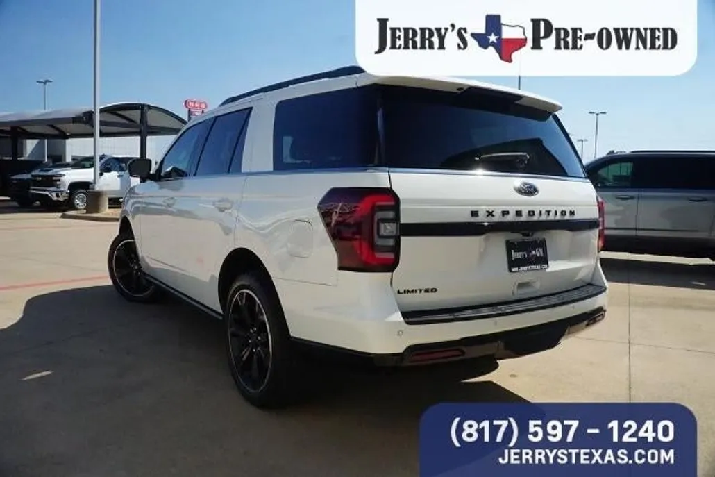 2023 Ford Expedition Limited photo 1