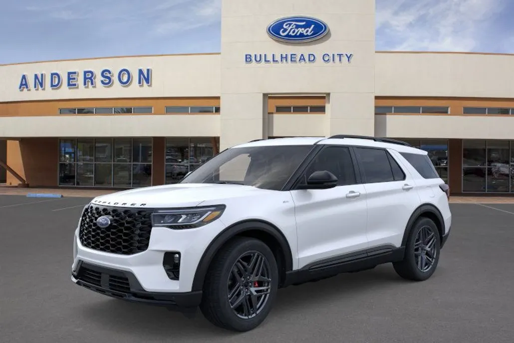 2025 Ford Explorer ST-Line photo 1