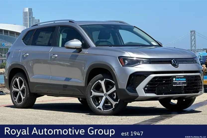 2025 Volkswagen Taos SEL photo 1
