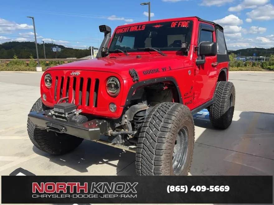 2015 Jeep Wrangler Rubicon photo 1