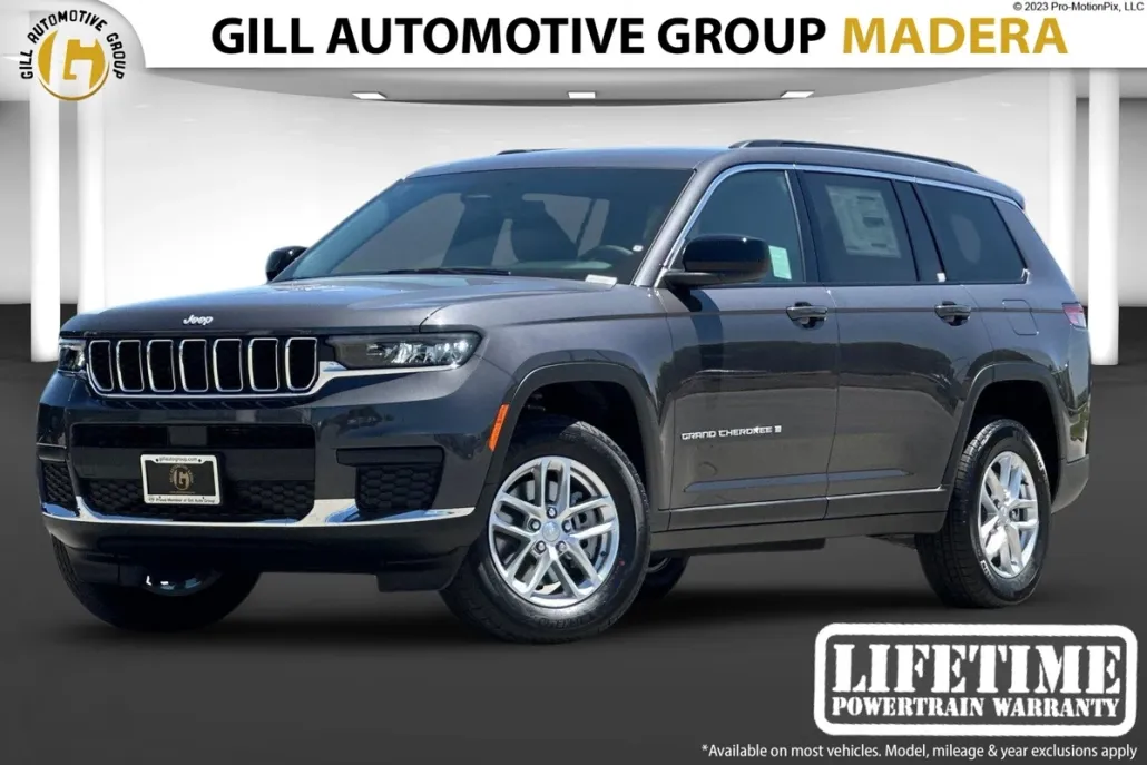 2025 Jeep Grand Cherokee Laredo photo 1