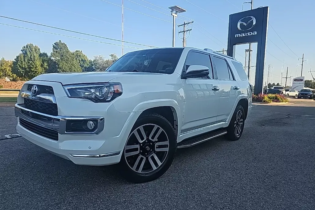2019 Toyota 4Runner Limited photo 1