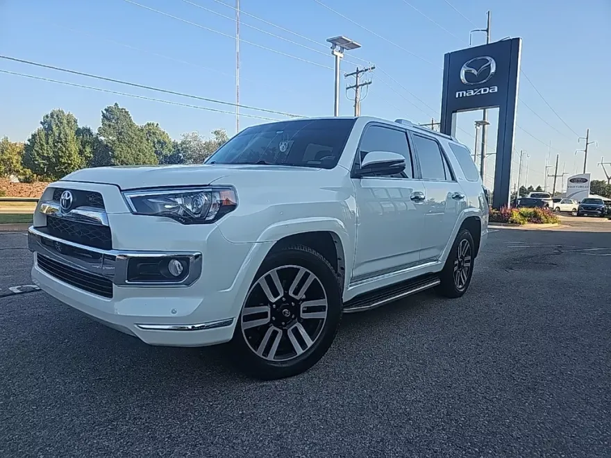 2019 Toyota 4Runner Limited photo 1