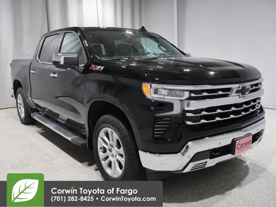 2022 Chevrolet Silverado 1500 LTZ photo 1
