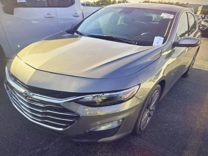 2023 Chevrolet Malibu 1LT photo 1