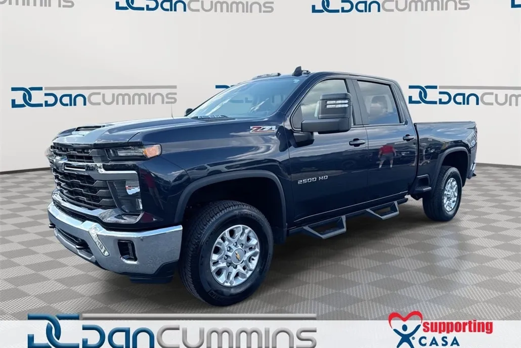2024 Chevrolet Silverado 2500HD LT photo 1