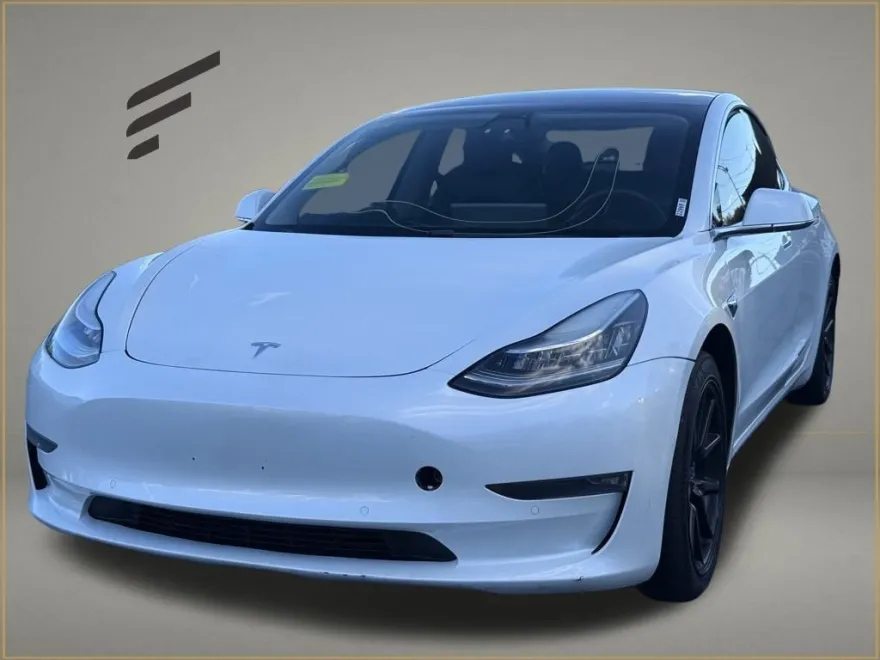 2020 Tesla Model 3 Long Range photo 1