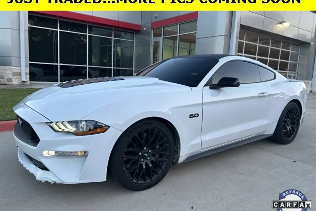 2020 Ford Mustang GT Premium photo 1
