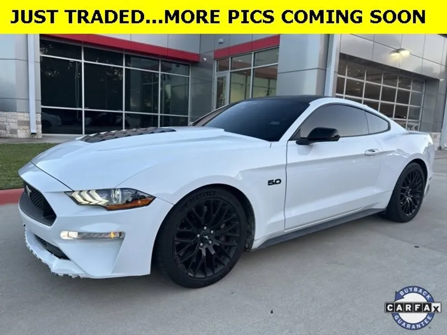 2020 Ford Mustang GT Premium photo 1
