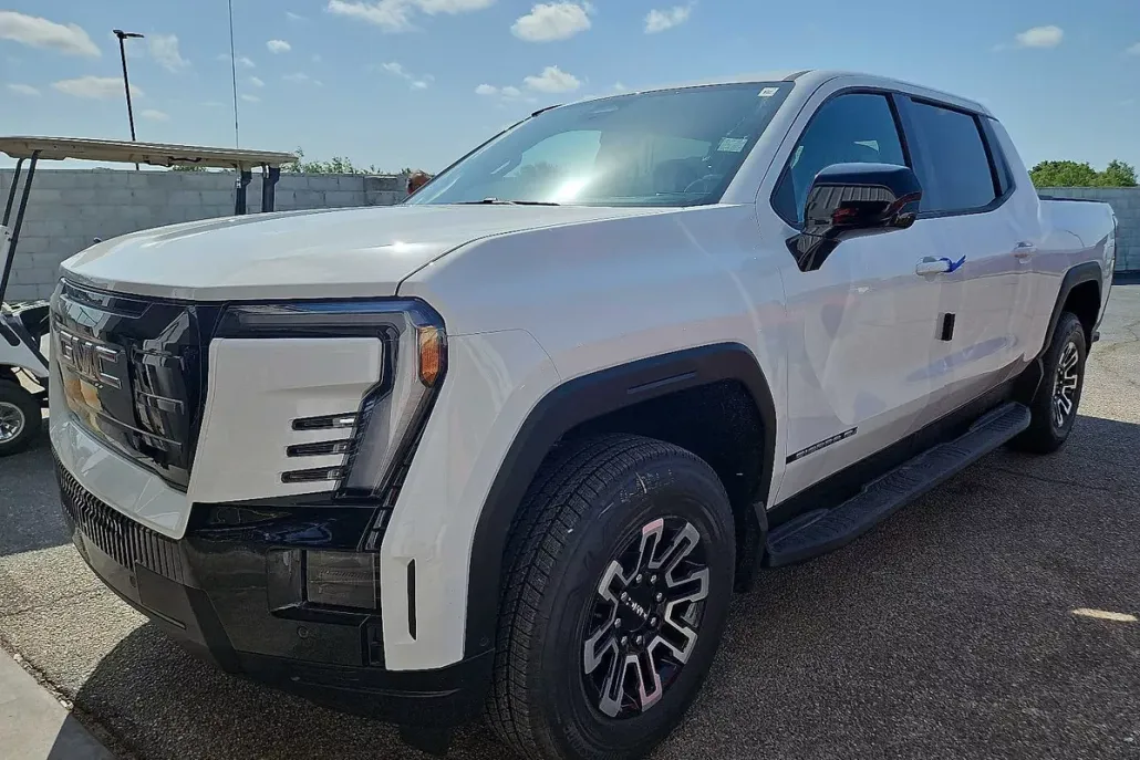 2026 Gmc Sierra Elevation photo 1