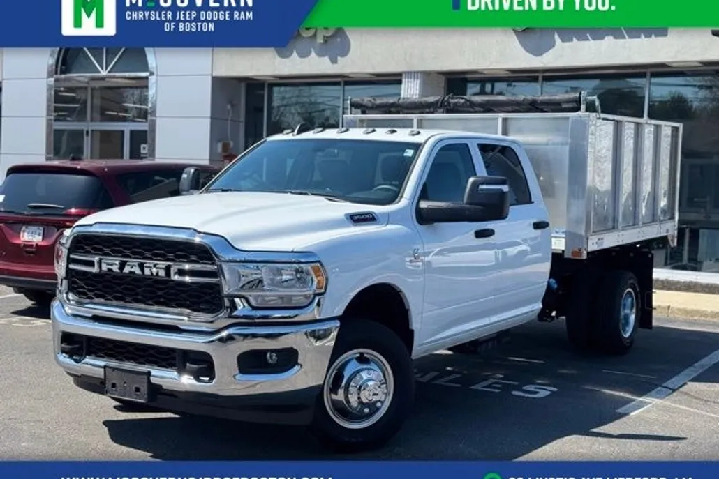 2024 Ram 3500 Tradesman photo 1