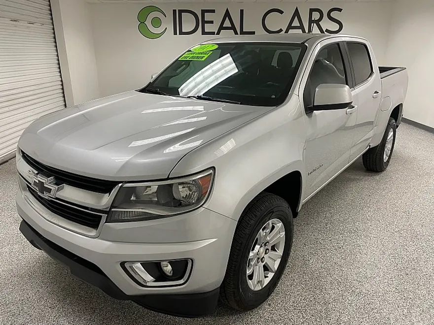 2017 Chevrolet Colorado LT photo 1