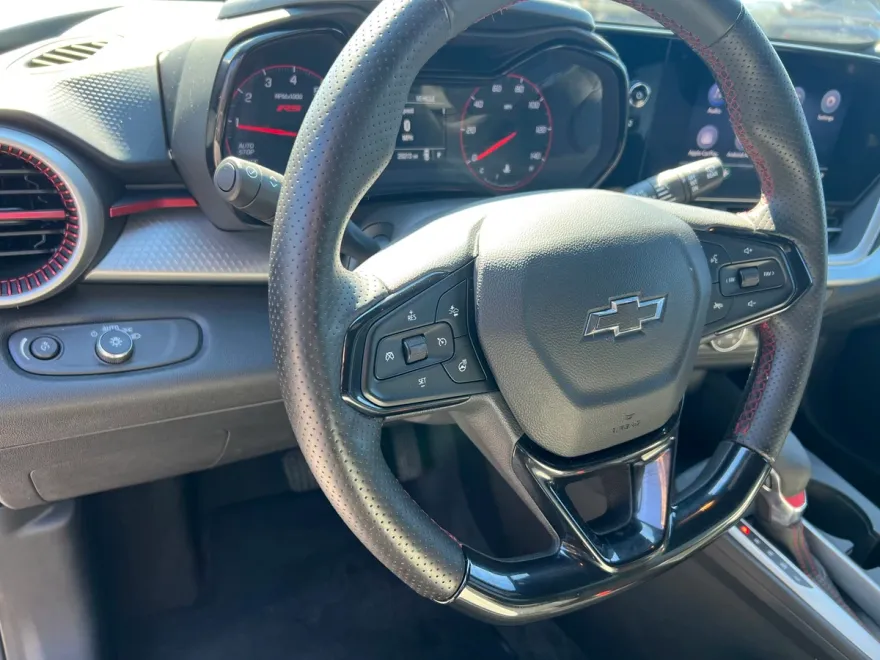 2024 Chevrolet Trax photo 14