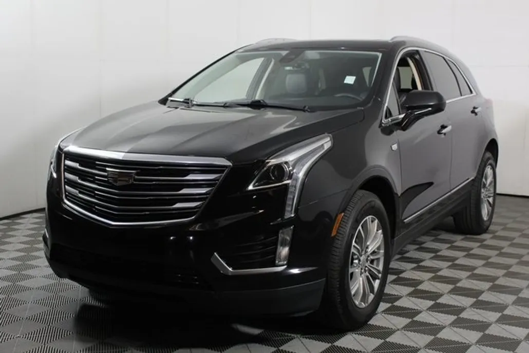 2017 Cadillac XT5 Luxury photo 1