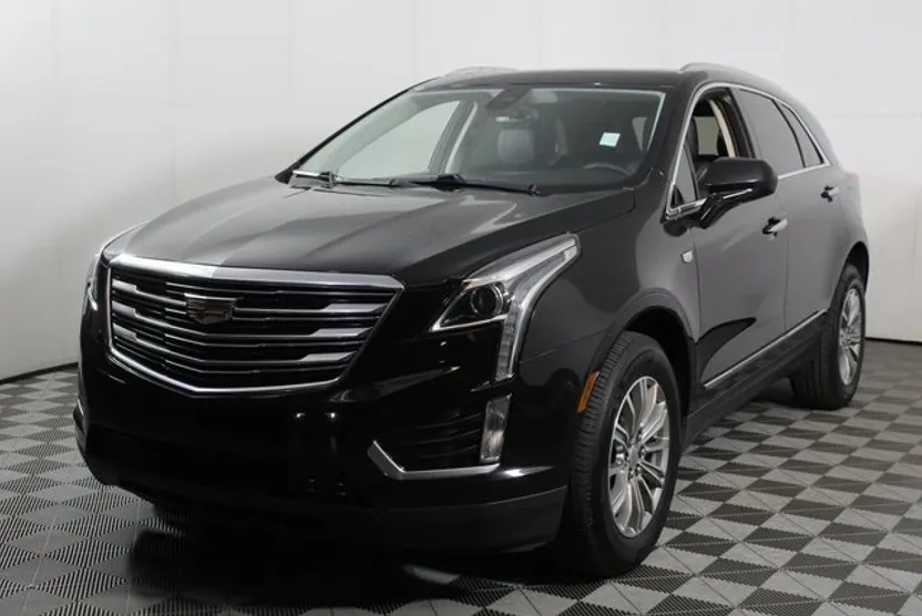 2017 Cadillac XT5 Luxury photo 1