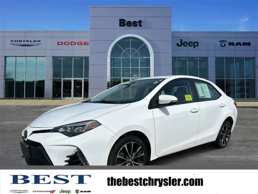 2018 Toyota Corolla SE photo 1