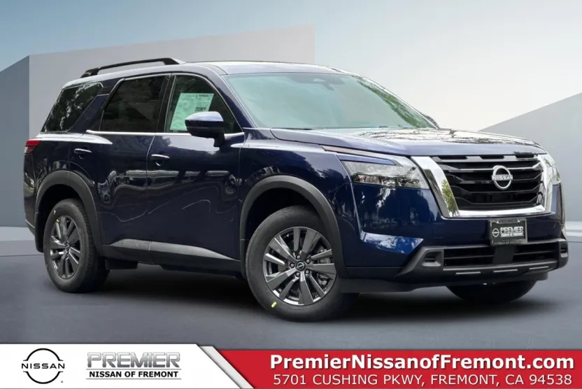 2025 Nissan Pathfinder SV photo 1