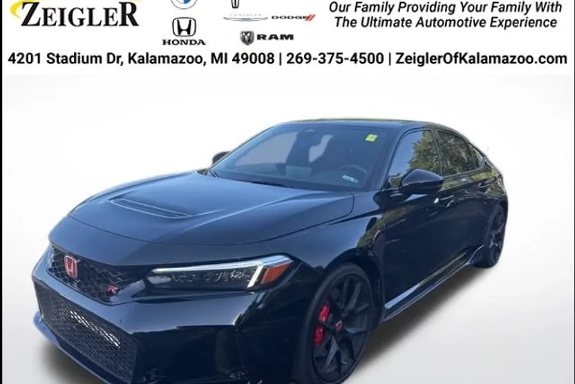 2025 Honda Civic Type R photo 1