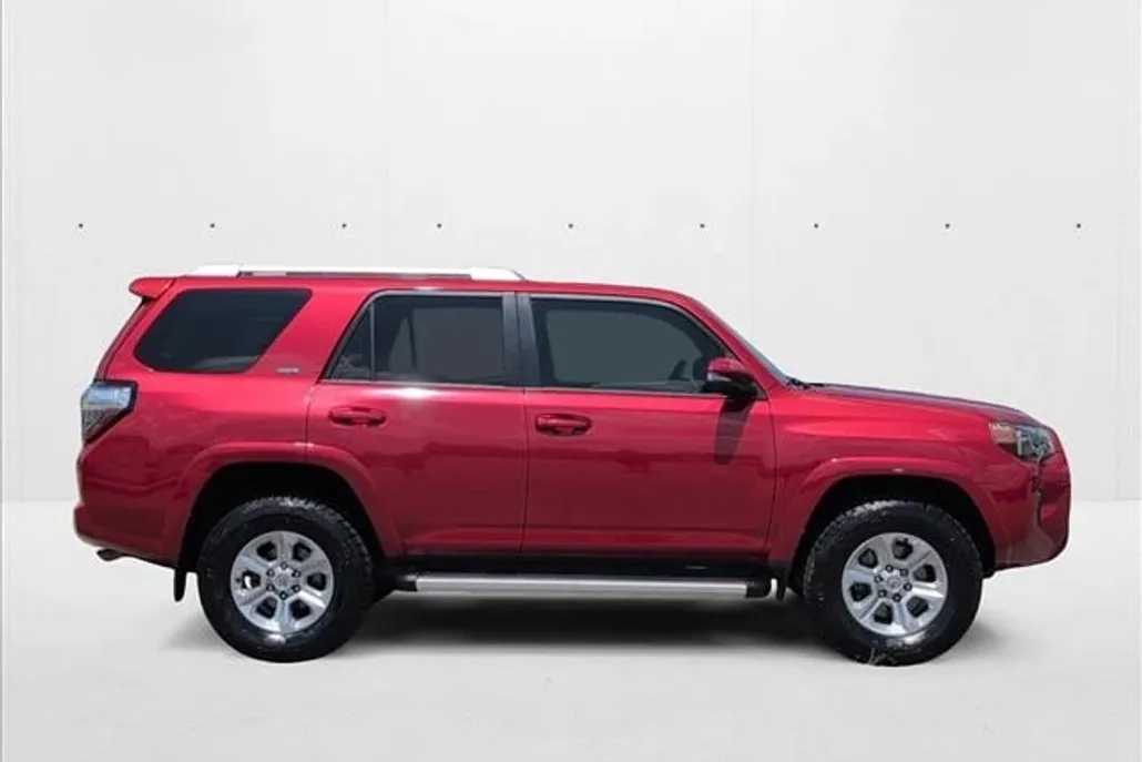 2018 Toyota 4Runner SR5 Premium photo 1