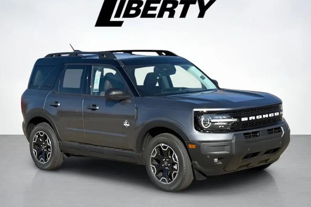 2025 Ford Bronco Sport Outer Banks photo 1