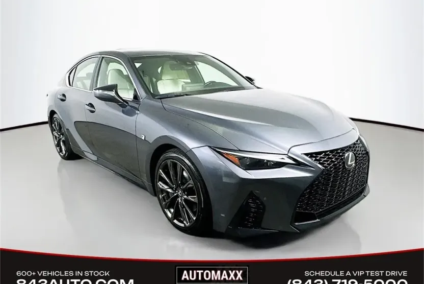 2022 Lexus IS 350 F SPORT photo 1