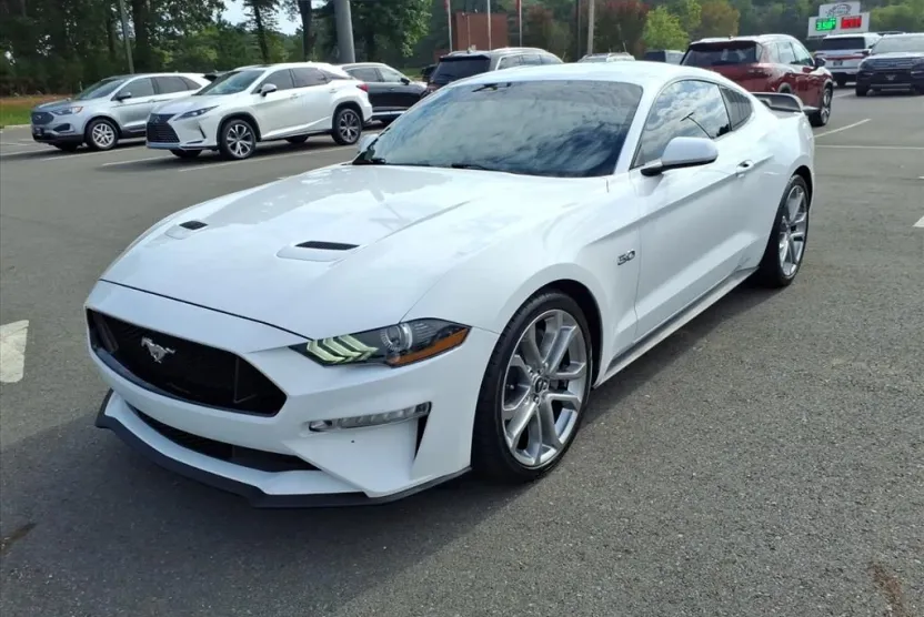 2020 Ford Mustang GT photo 1