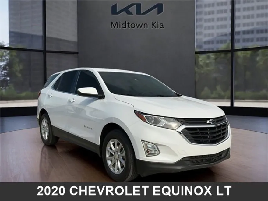 2020 Chevrolet Equinox LT photo 1