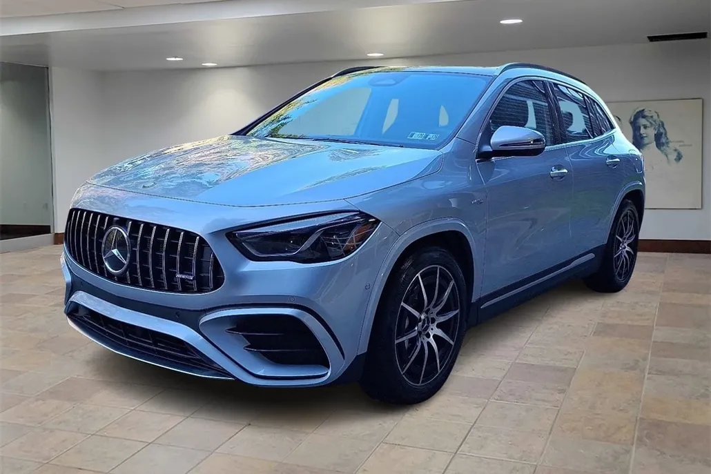 2025 Mercedes Benz GLA AMG 35 4MATIC photo 1