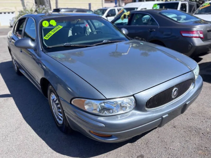 2004 Buick LeSabre Custom photo 1