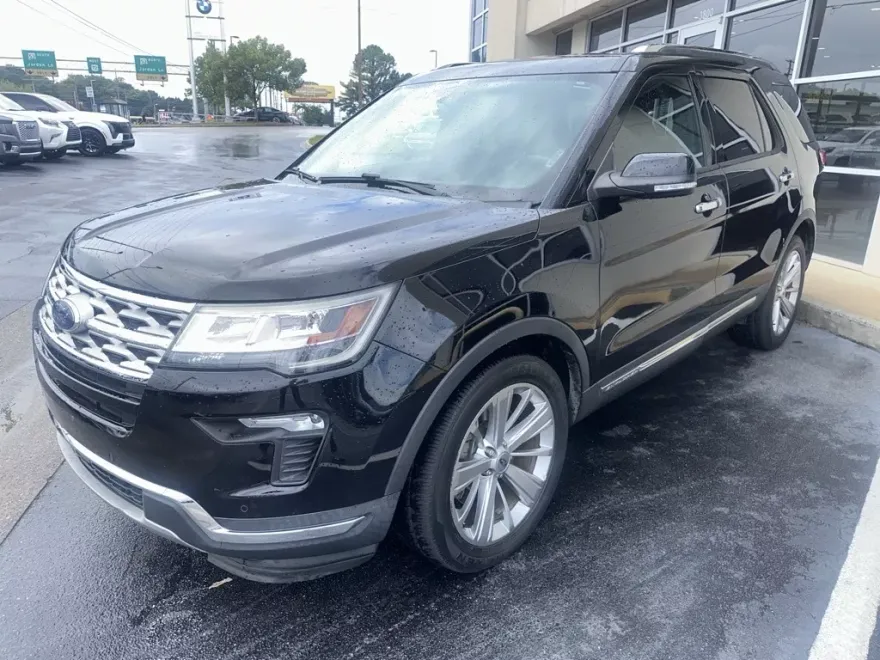 2019 Ford Explorer Limited photo 1