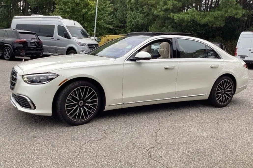 2022 Mercedes Benz S 580 4MATIC photo 1