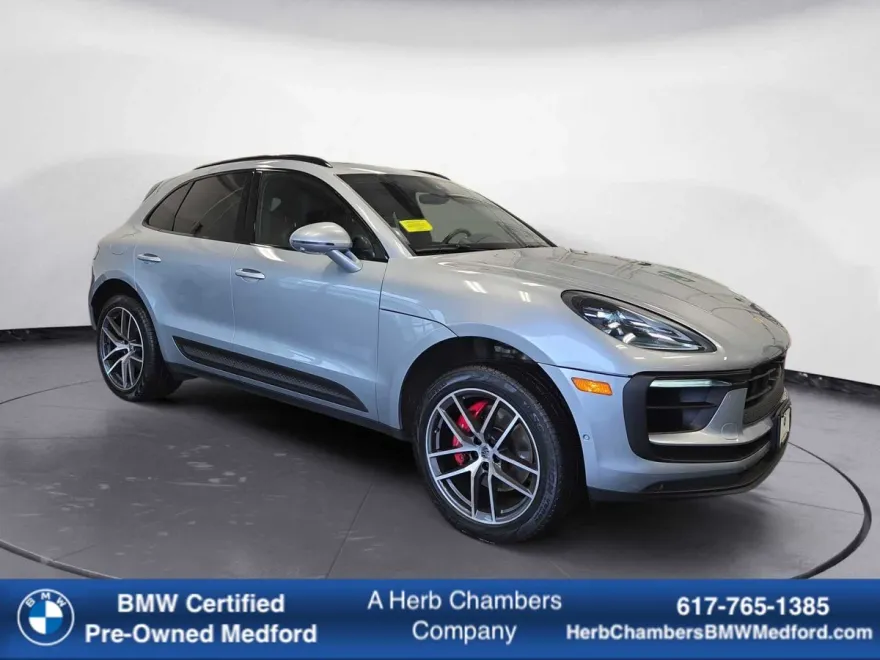2022 Porsche Macan S photo 1