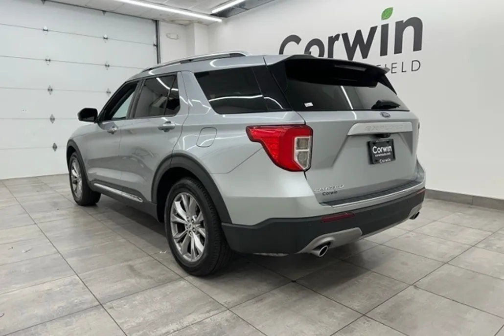 2024 Ford Explorer Limited photo 1