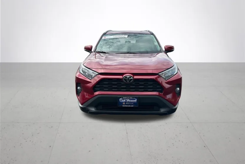 2021 Toyota RAV4 XLE Premium photo 1