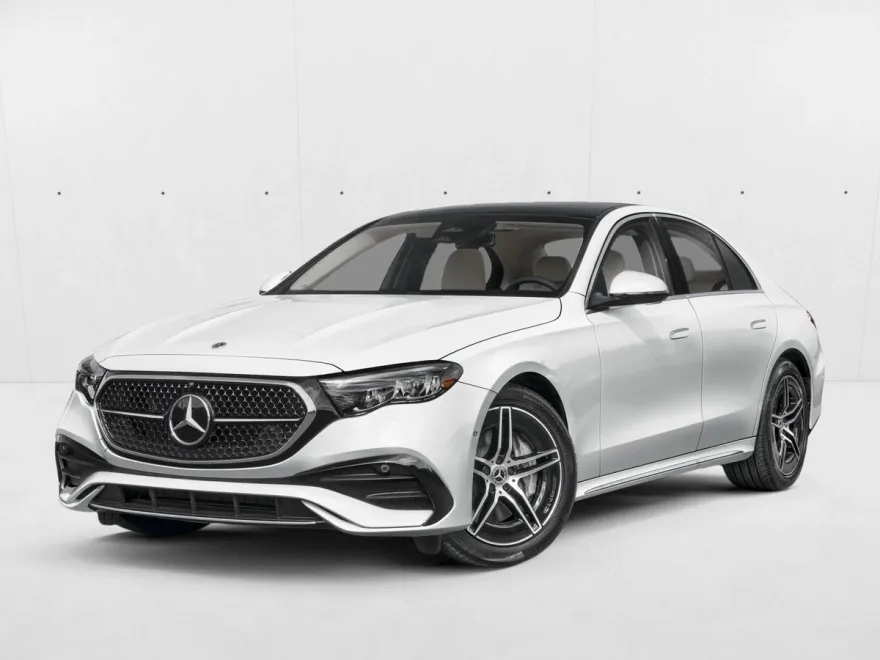 2026 Mercedes Benz E 450 4MATIC Sedan photo 1