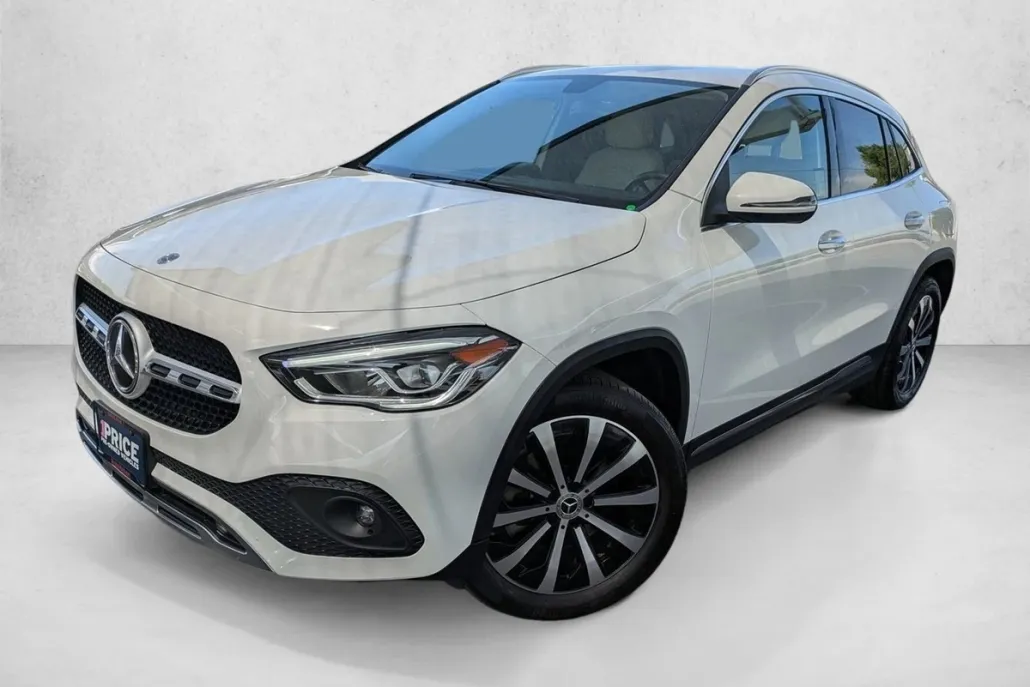 2023 Mercedes Benz GLA 250 photo 1