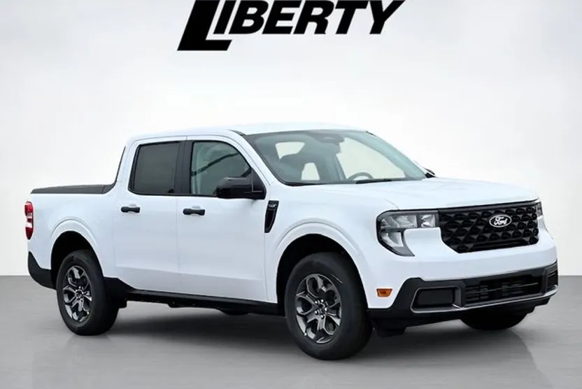 2025 Ford Maverick XLT photo 1