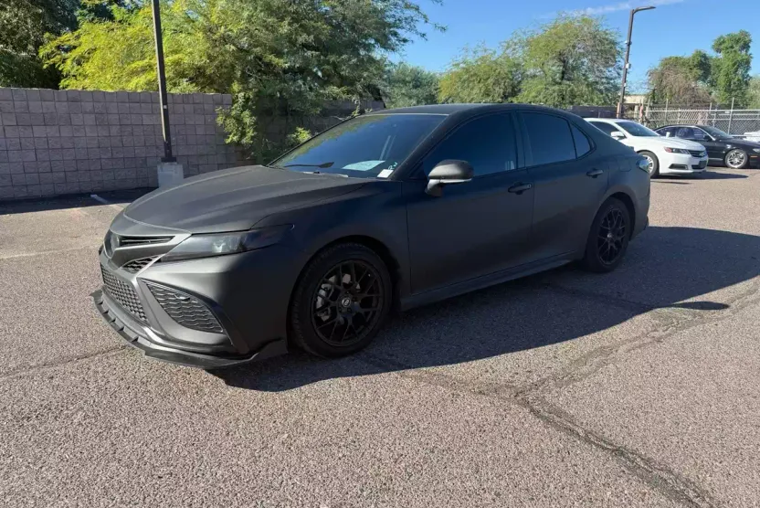 2024 Toyota Camry SE photo 1