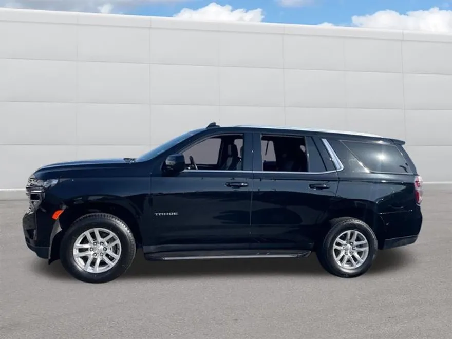 2023 Chevrolet Tahoe LT photo 1