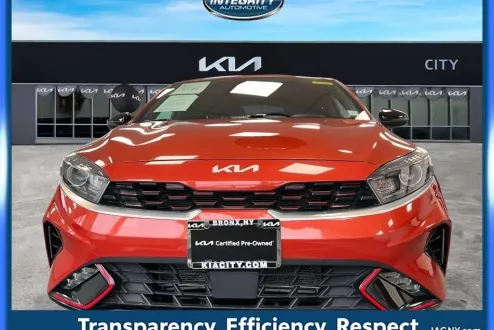 2023 Kia Forte GT-Line photo 2