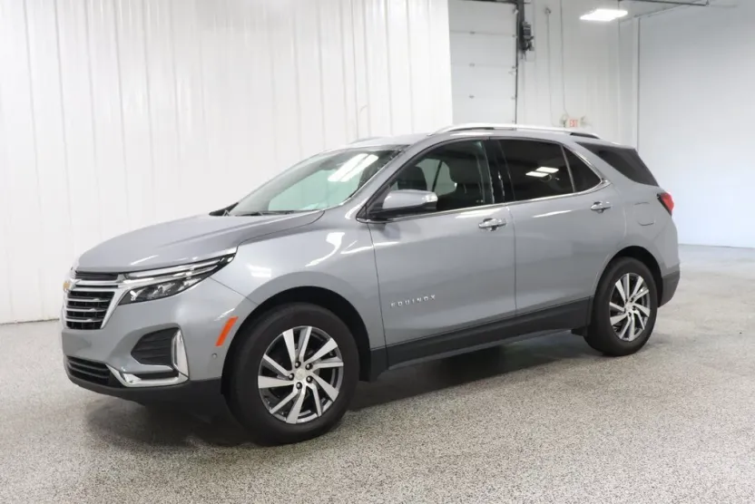 2023 Chevrolet Equinox Premier photo 1