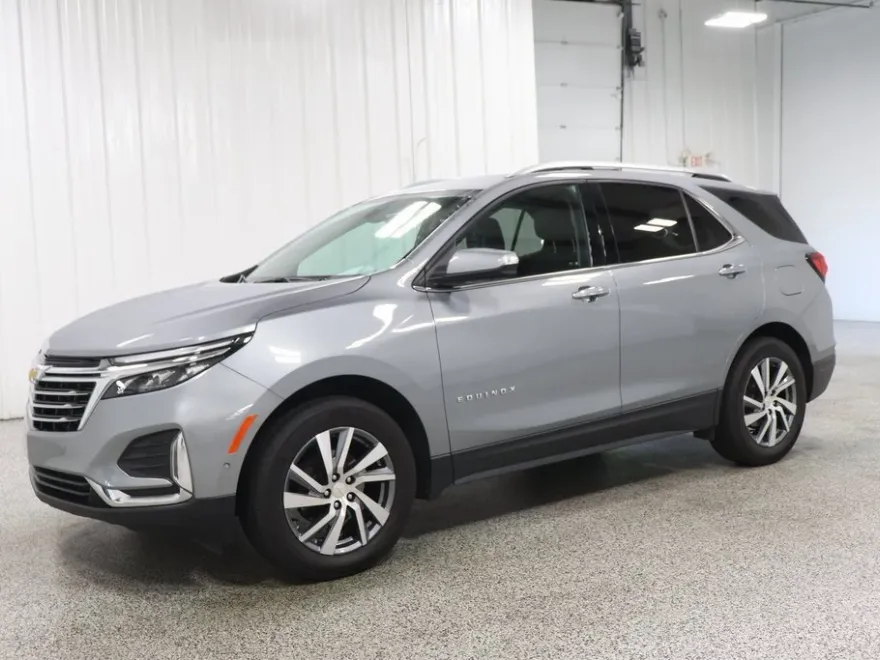 2023 Chevrolet Equinox Premier photo 1