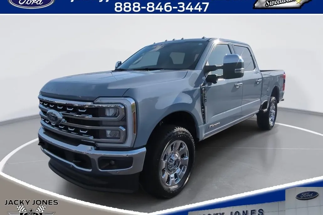 2026 Ford F-250 Lariat photo 1