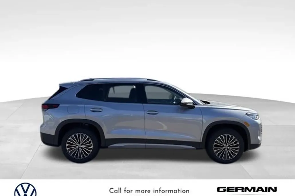 2025 Volkswagen Tiguan S photo 1