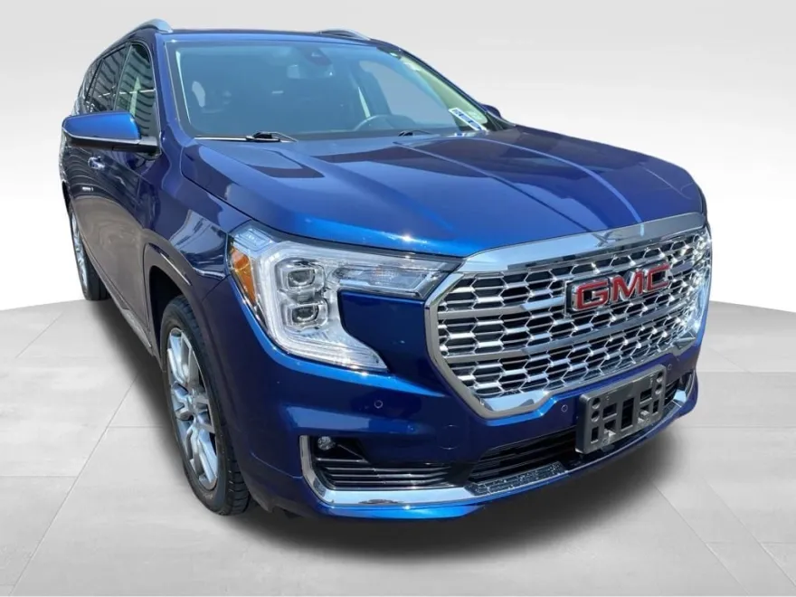 2023 Gmc Terrain Denali photo 1
