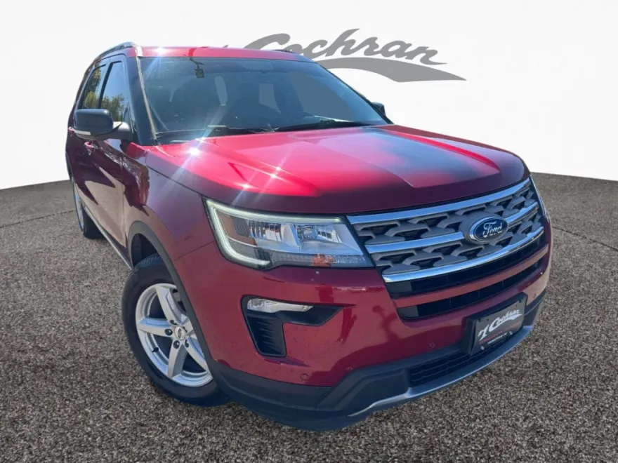 2018 Ford Explorer XLT photo 1